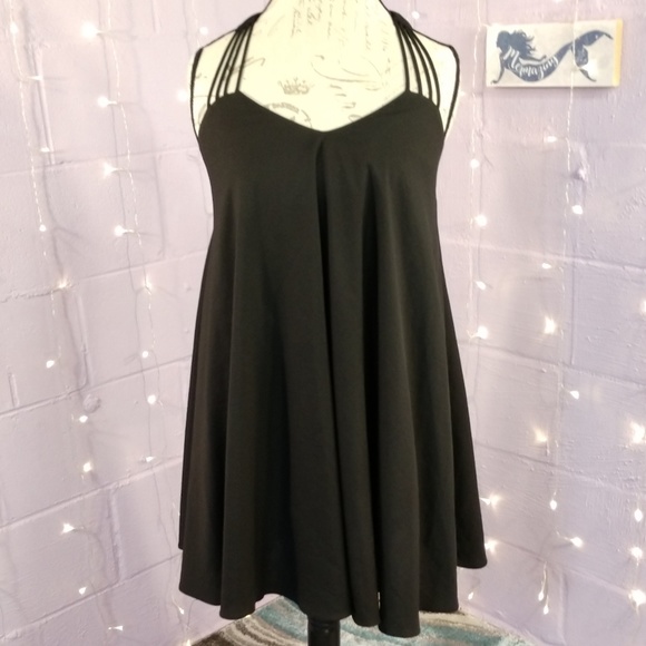 bloomingdale's little black dress